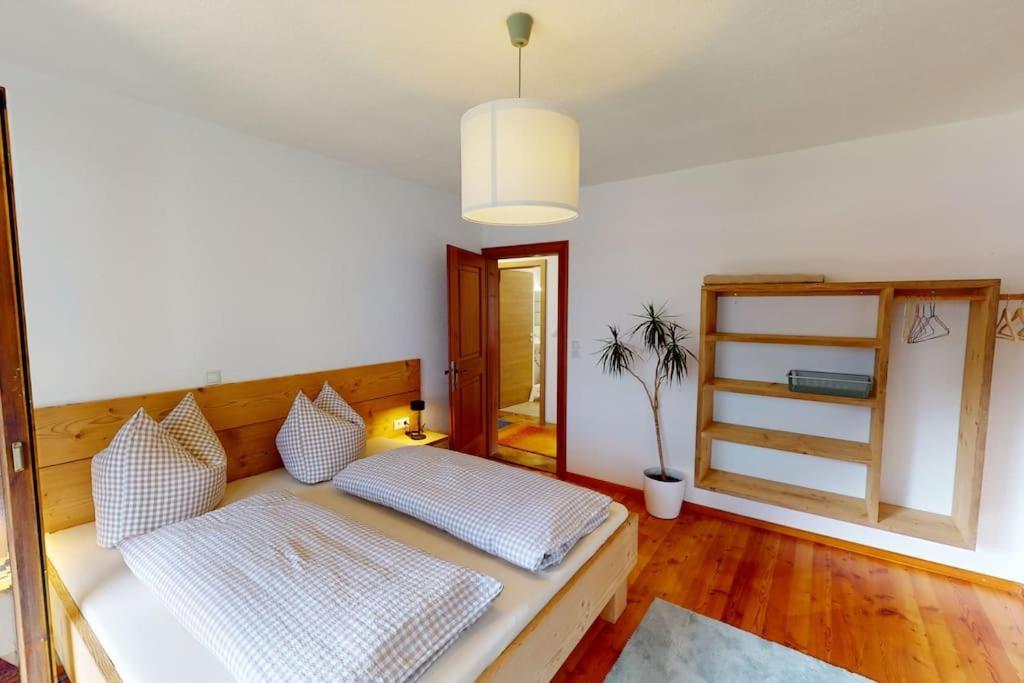 Haus Alberto - Haus Mit 2 Ferienwohnungen Otztal Bahnhof Bagian luar foto