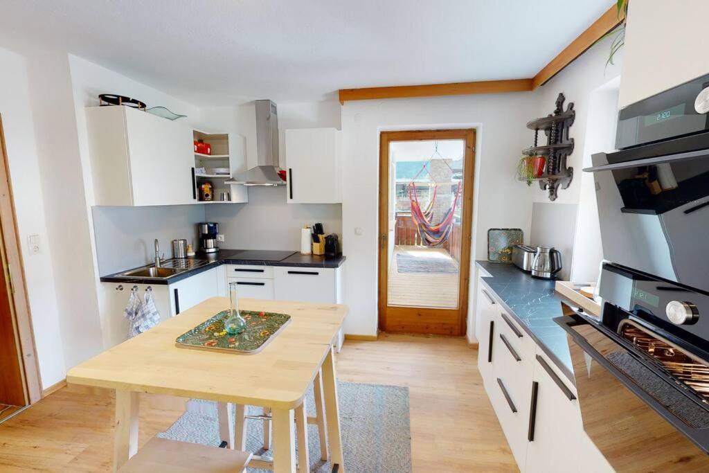 Haus Alberto - Haus Mit 2 Ferienwohnungen Otztal Bahnhof Bagian luar foto