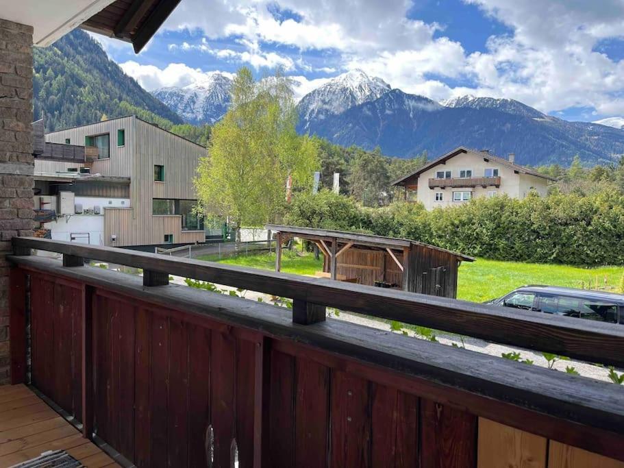 Haus Alberto - Haus Mit 2 Ferienwohnungen Otztal Bahnhof Bagian luar foto