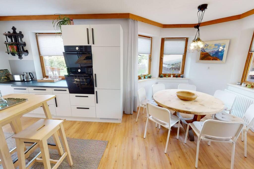 Haus Alberto - Haus Mit 2 Ferienwohnungen Otztal Bahnhof Bagian luar foto