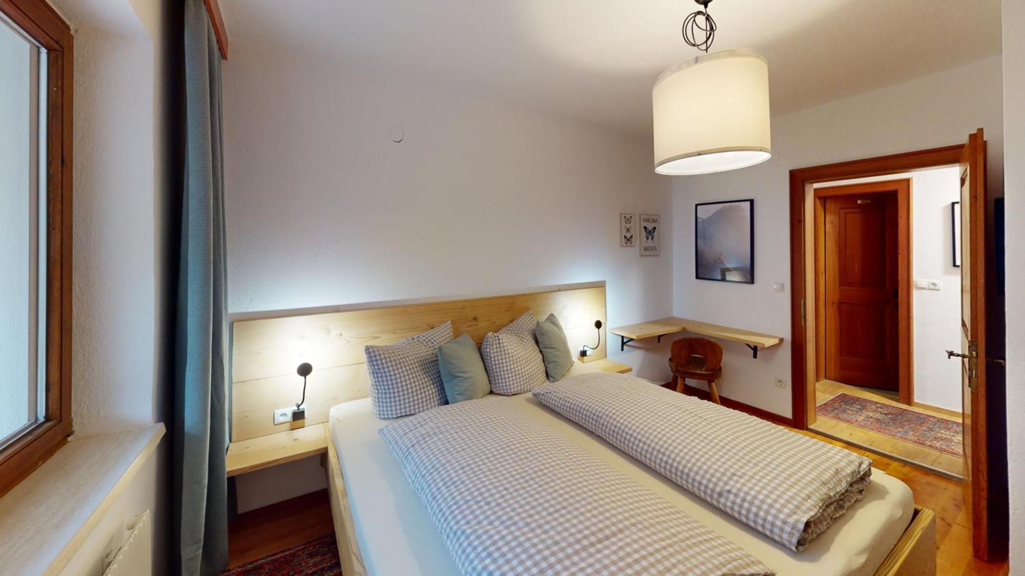 Haus Alberto - Haus Mit 2 Ferienwohnungen Otztal Bahnhof Bagian luar foto