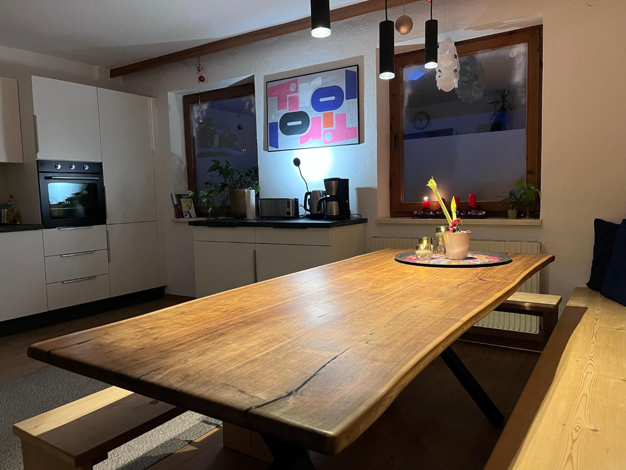 Haus Alberto - Haus Mit 2 Ferienwohnungen Otztal Bahnhof Bagian luar foto